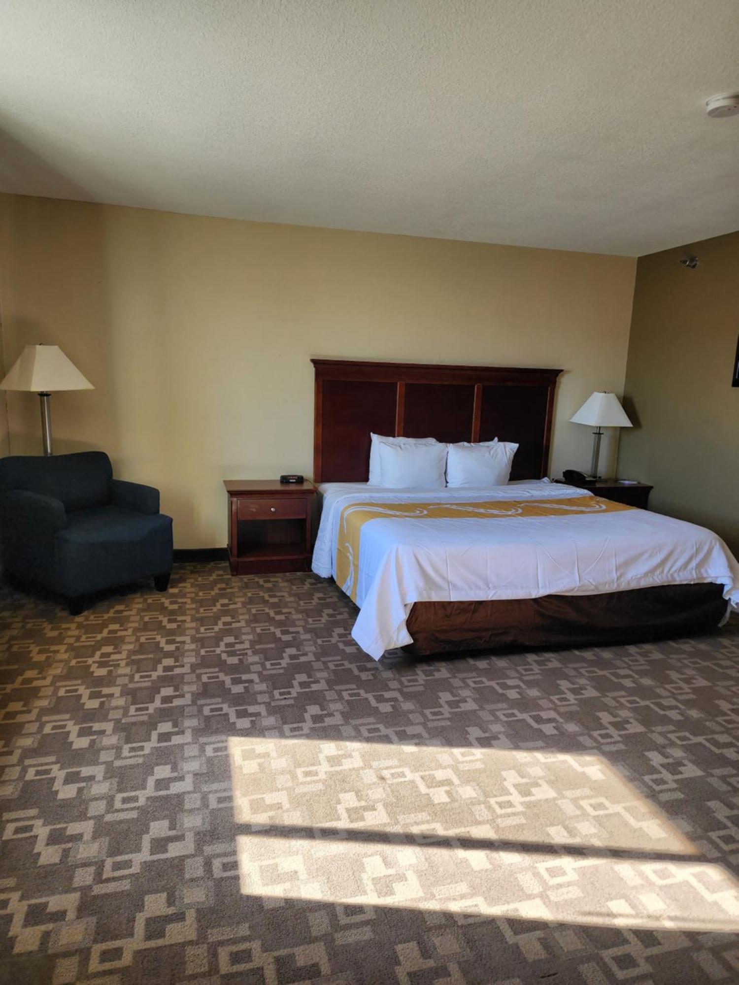 Quality Inn I-70 At Wanamaker Topeka Eksteriør bilde