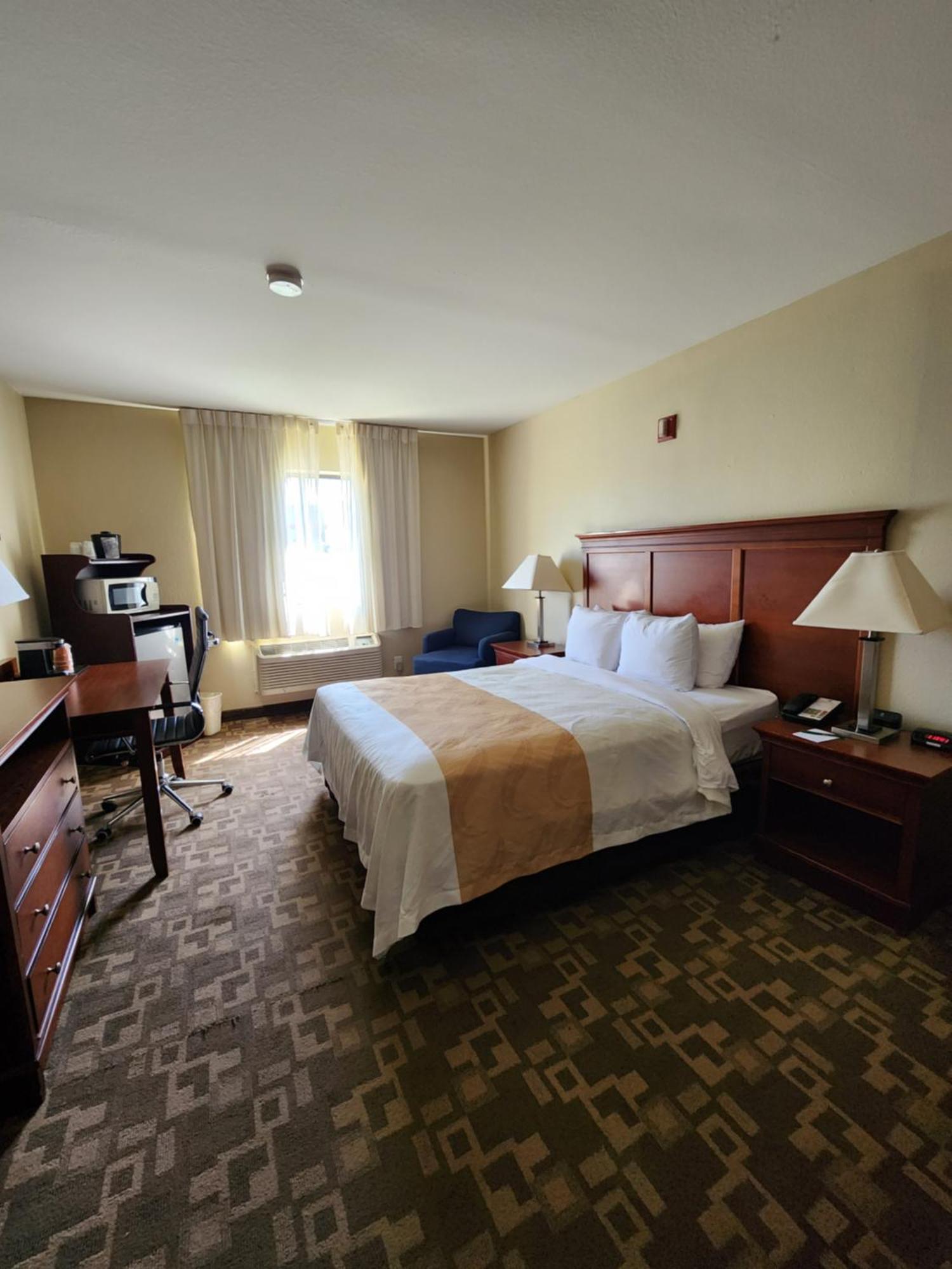 Quality Inn I-70 At Wanamaker Topeka Eksteriør bilde