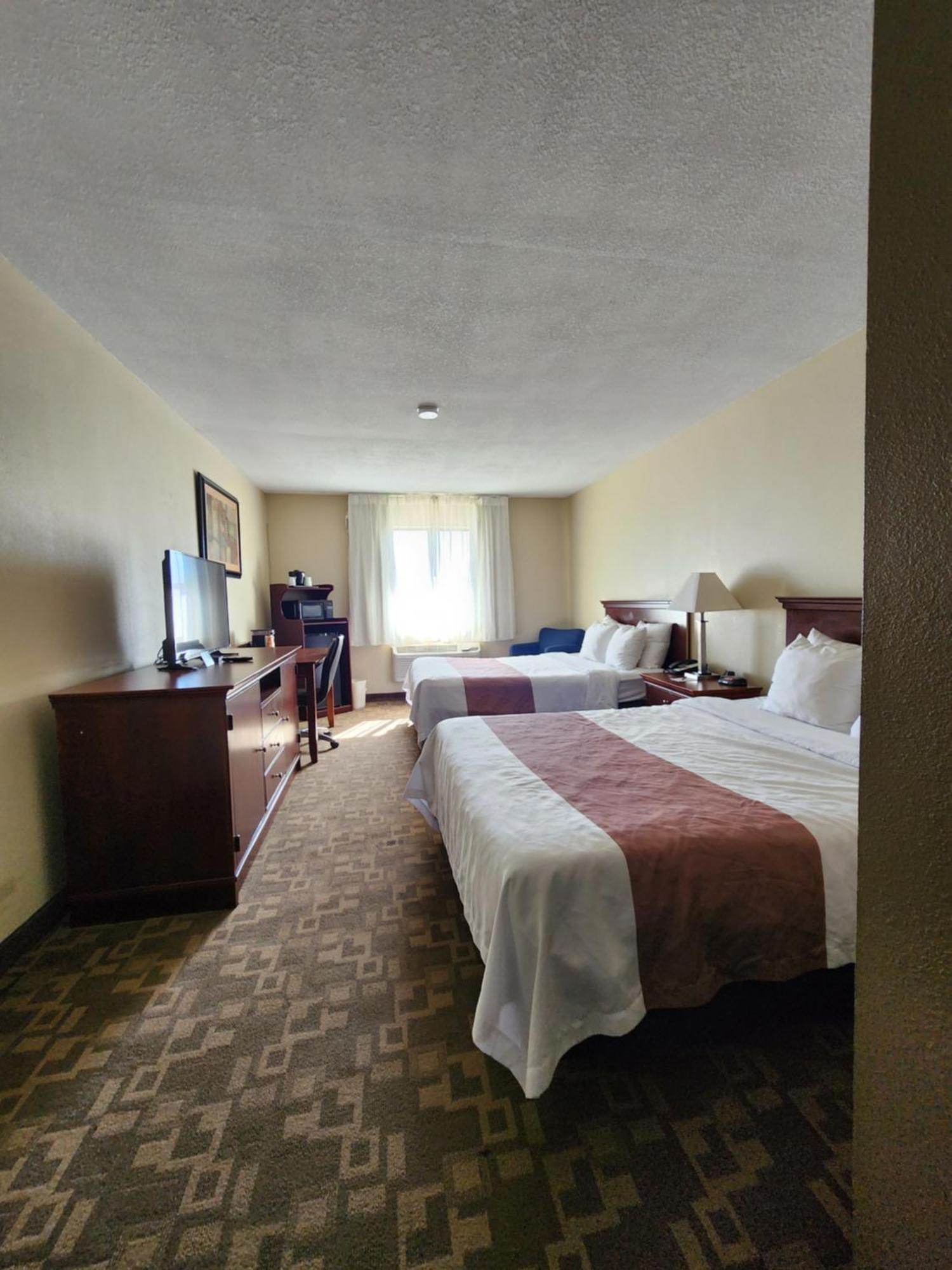 Quality Inn I-70 At Wanamaker Topeka Eksteriør bilde
