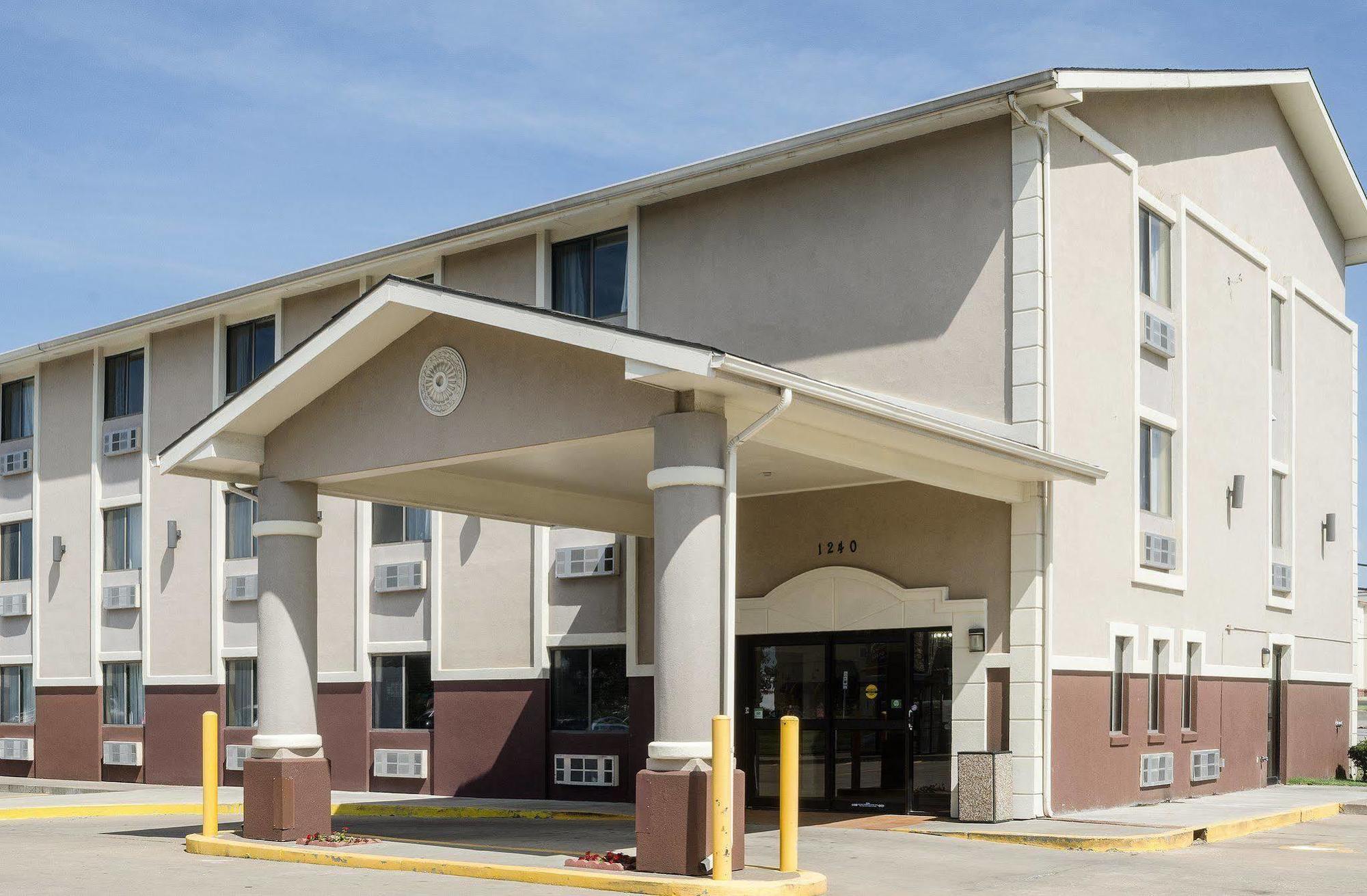 Quality Inn I-70 At Wanamaker Topeka Eksteriør bilde