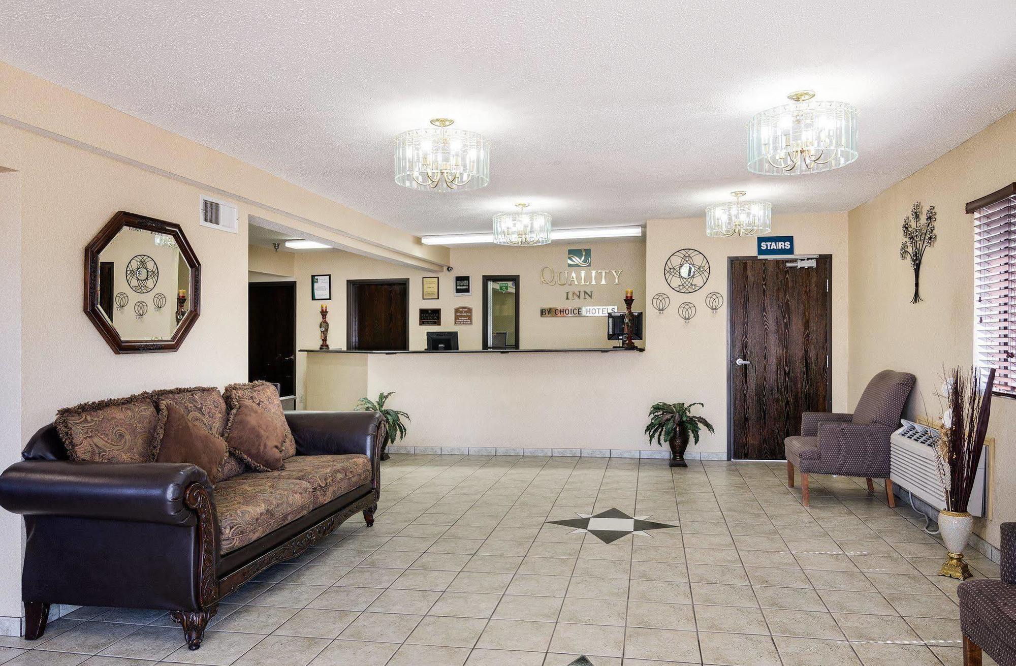 Quality Inn I-70 At Wanamaker Topeka Eksteriør bilde
