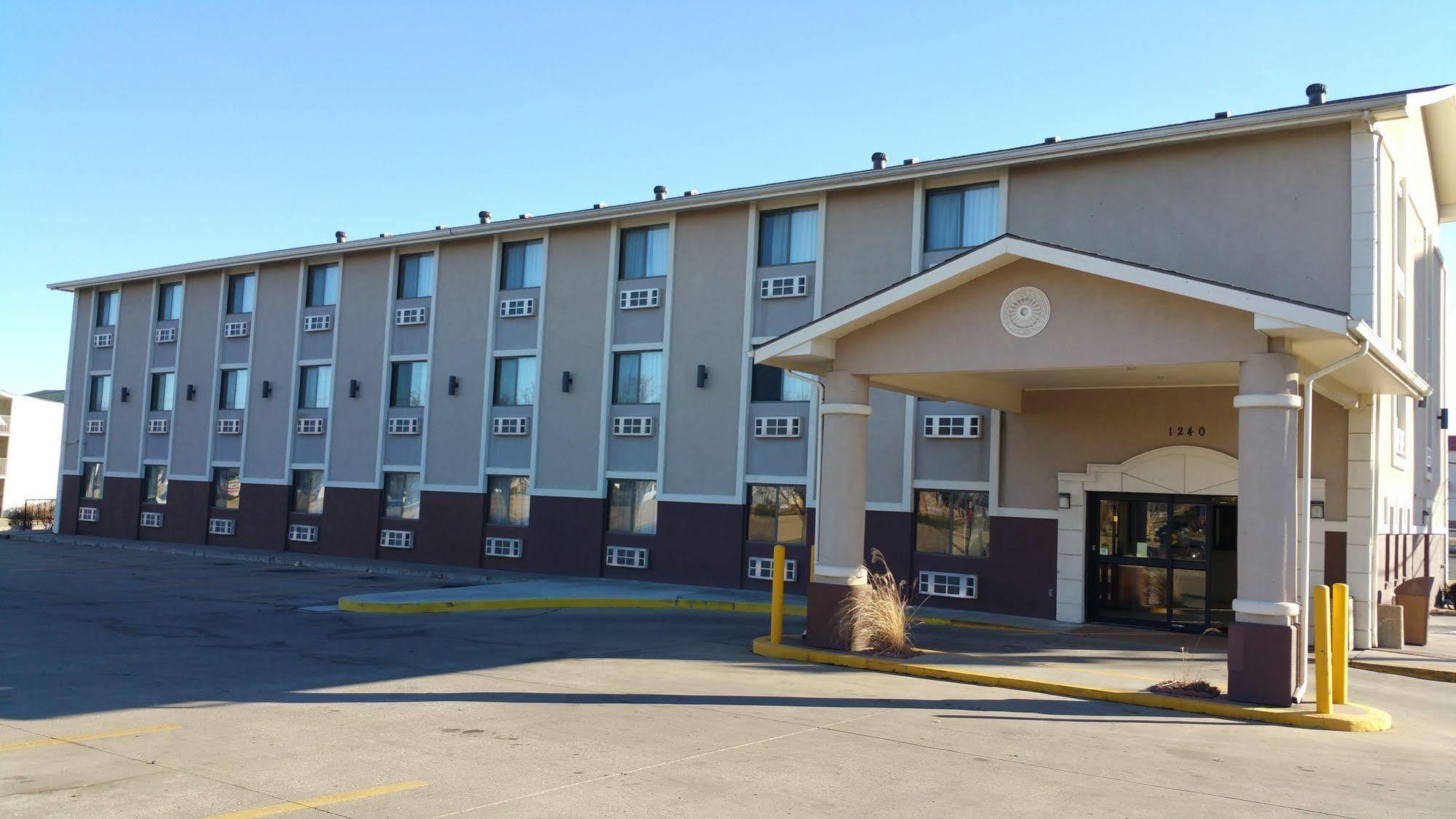 Quality Inn I-70 At Wanamaker Topeka Eksteriør bilde